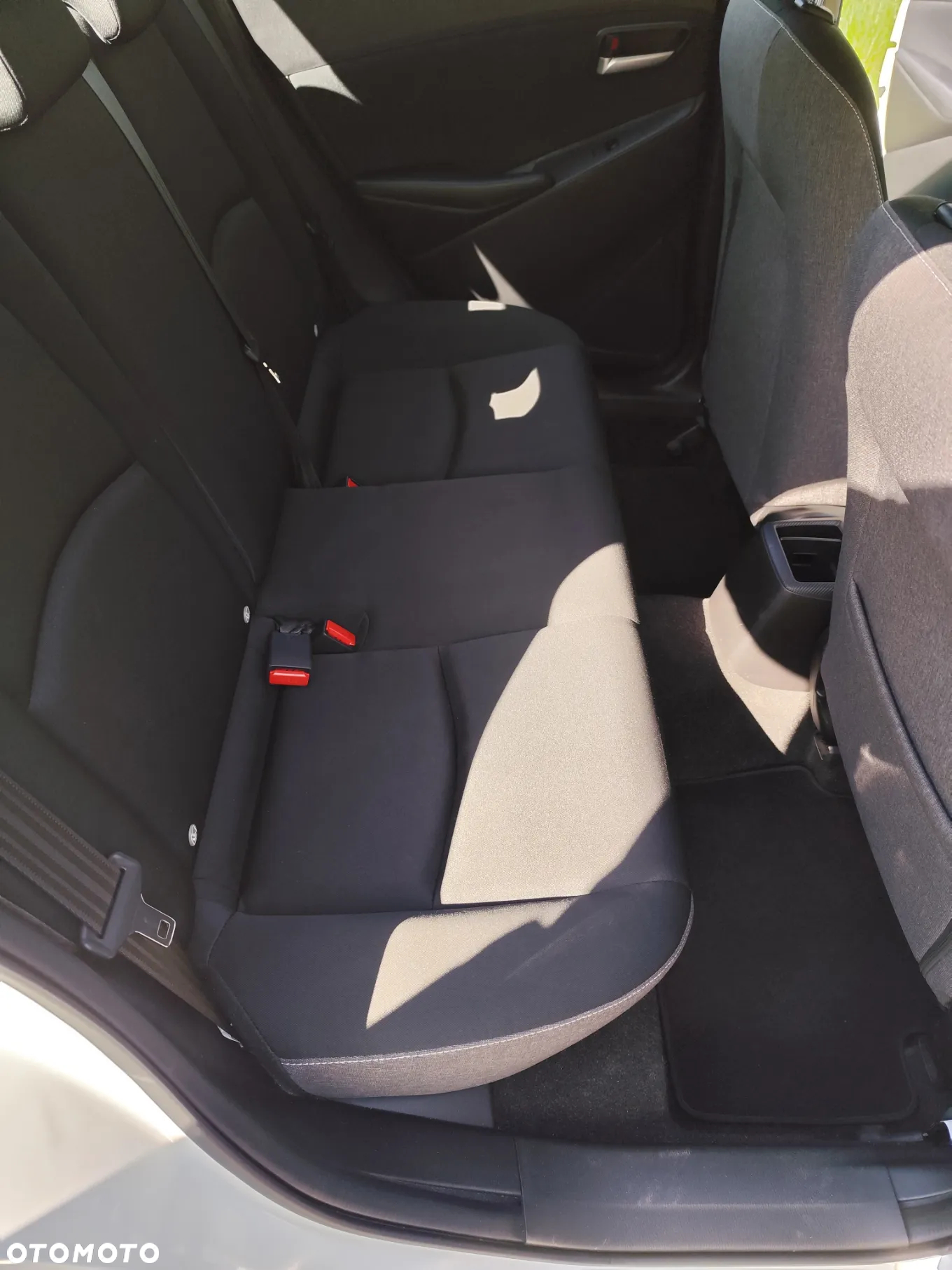 Mazda 2 SKYACTIV-G 90 Exclusive-Line - 15