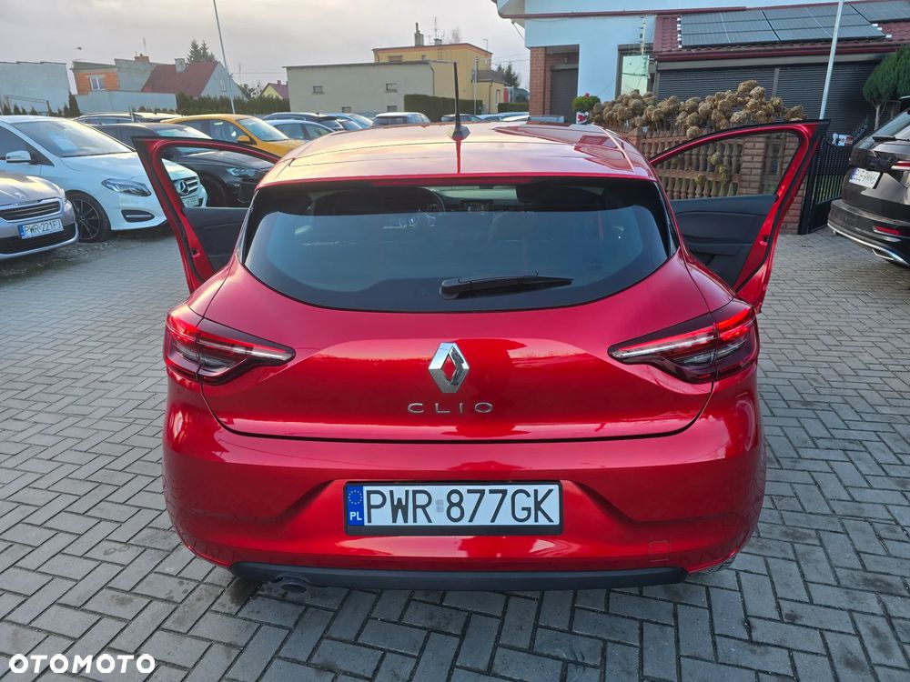 Renault Clio - 24