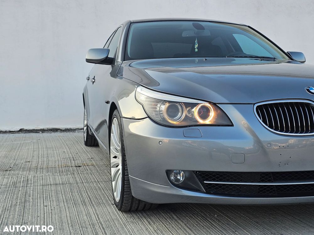 BMW Seria 5 525d Edition Exclusive - 11