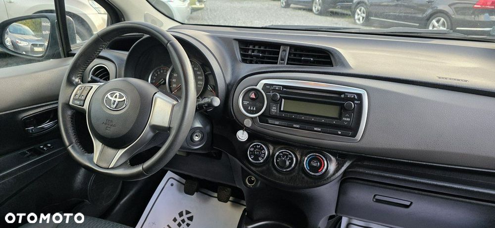 Toyota Yaris - 20