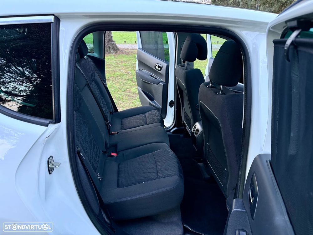 Peugeot 3008 1.6 e-HDi Allure CMP6 - 30