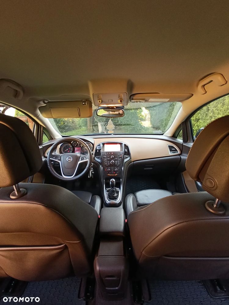 Opel Astra 1.7 CDTI Executive - 5