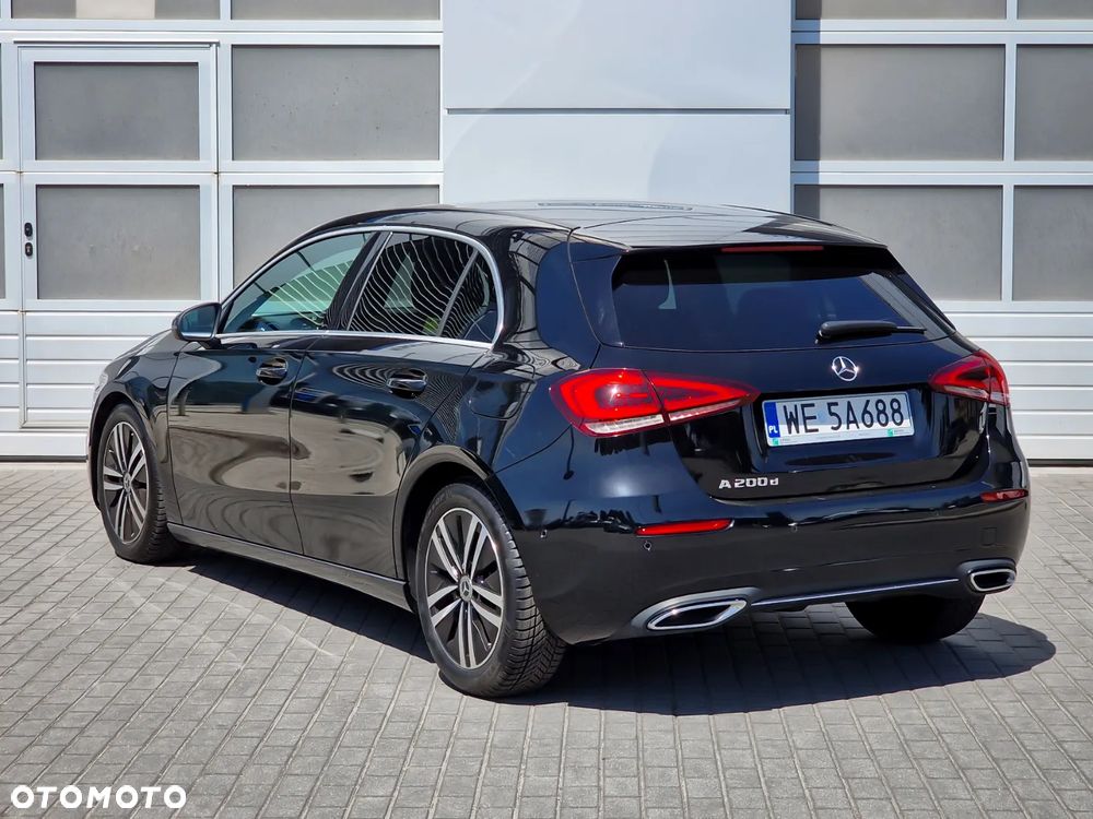 Mercedes-Benz Klasa A 200 d Progressive 8G-DCT - 2