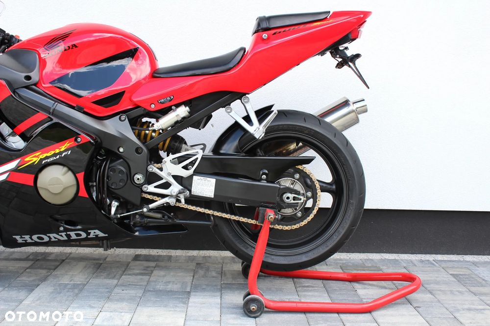 Honda CBR - 8