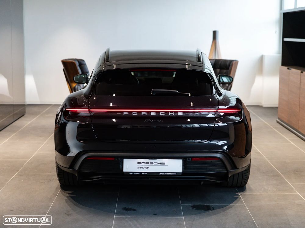 Porsche Taycan Sport Turismo - 7