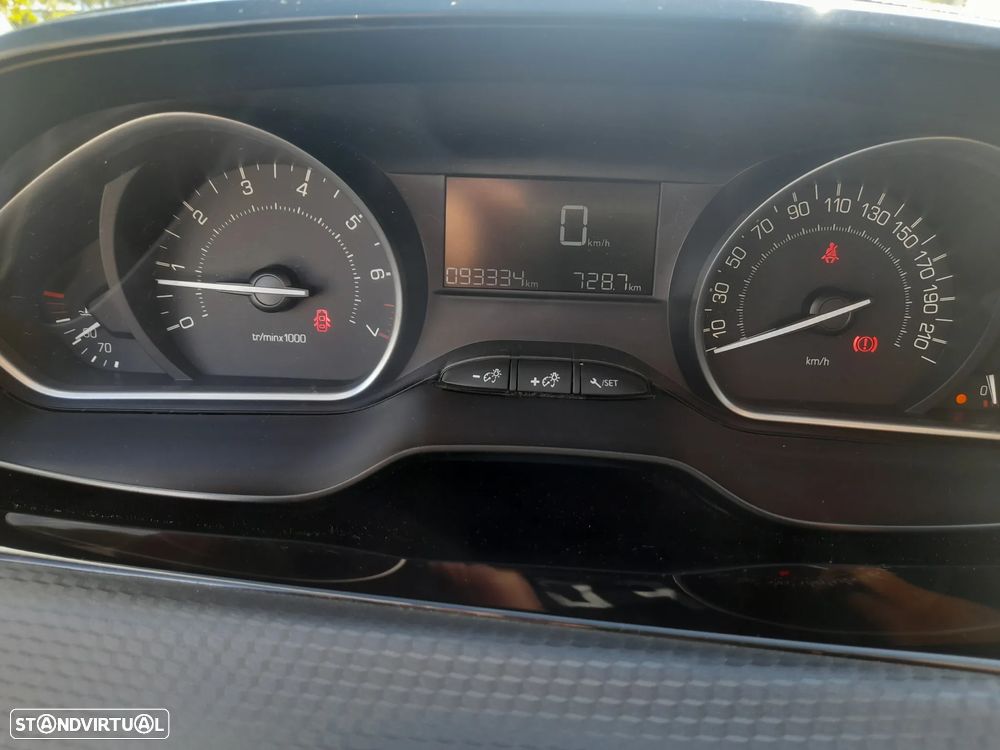 Peugeot 2008 PureTech 82 Style - 9
