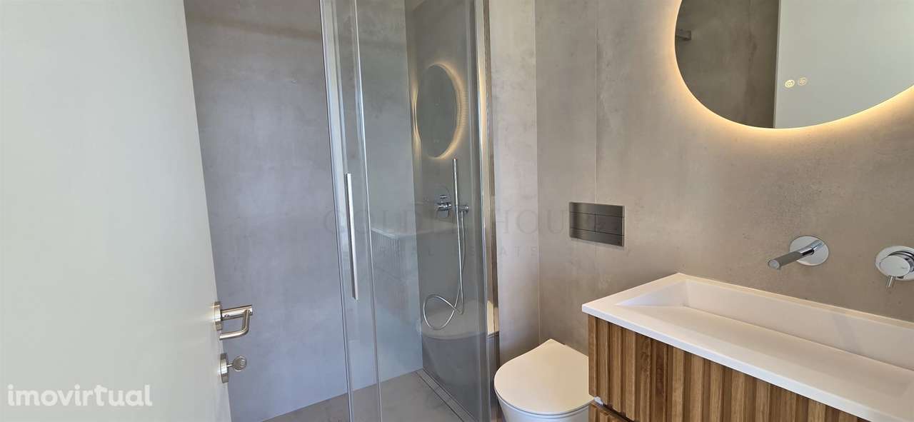 T0 Novo e Moderno – A 10m do Metro Faria Guimarães, Porto - Grande imagem: 4/19