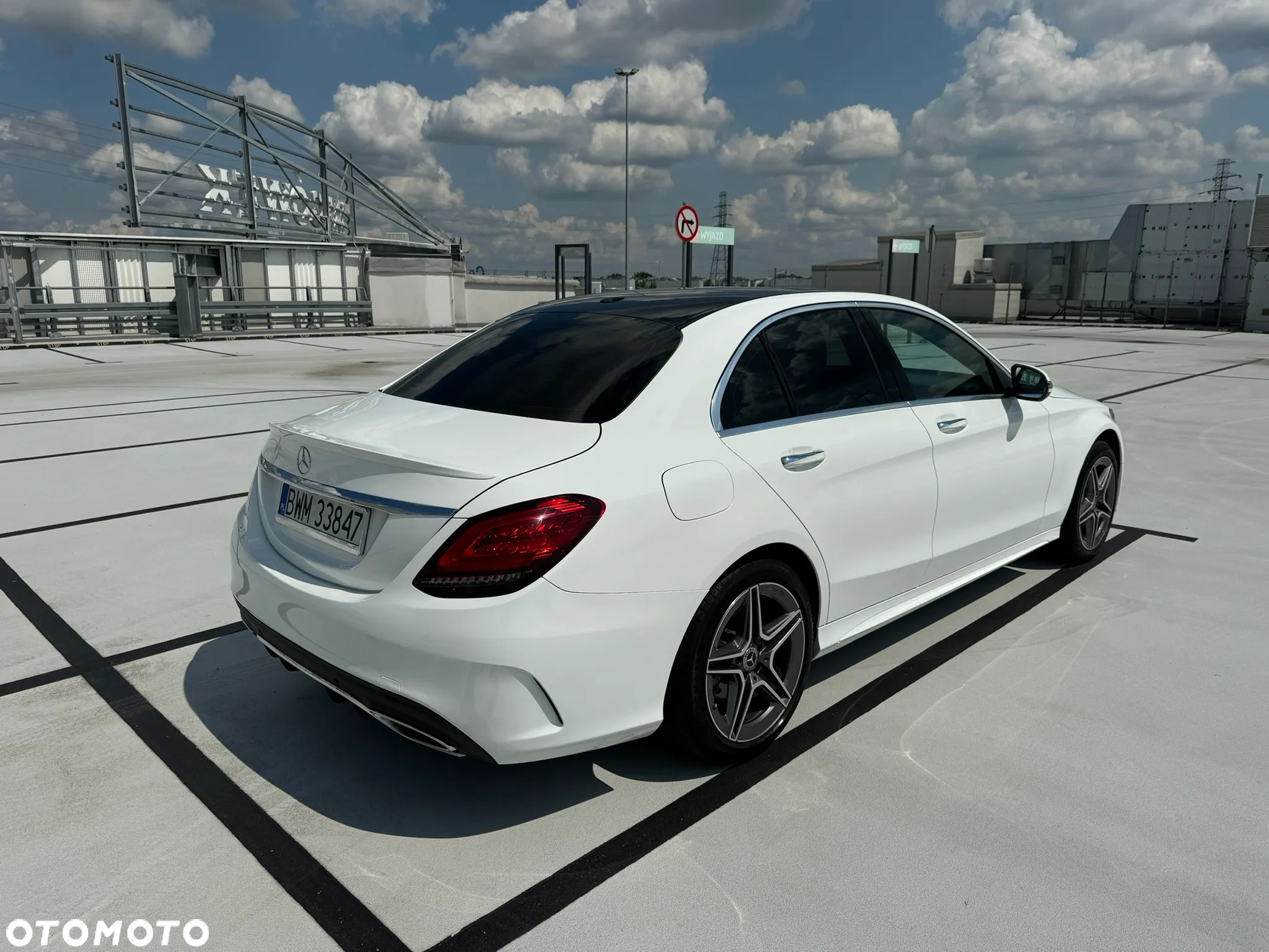 Mercedes-Benz Klasa C 300 4Matic 9G-TRONIC AMG Line - 6