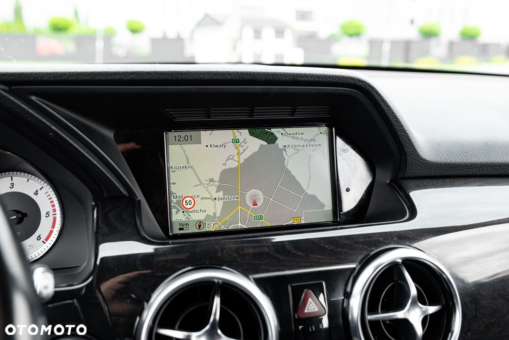 Mercedes-Benz GLK 250 CDI DPF 4Matic BlueEFFICIENCY 7G-TRONIC - 36