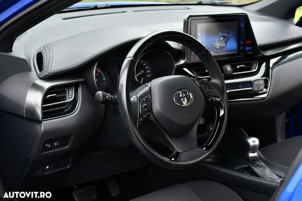 Toyota C-HR Hybrid Business-Edition - 26