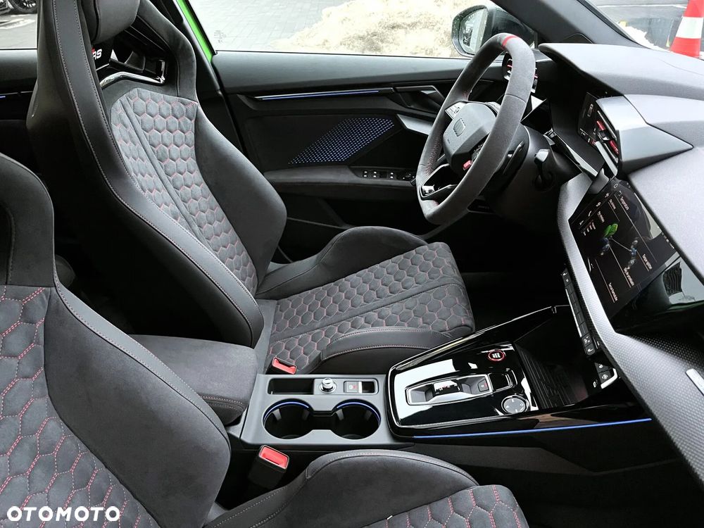 Audi RS3 Limousine TFSI Quattro S tronic - 13