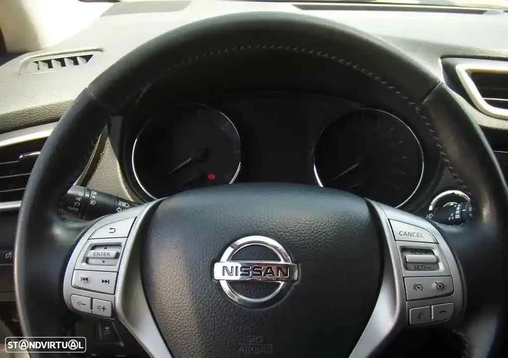 Nissan Qashqai 1.5 dCi Tekna Premium - 17