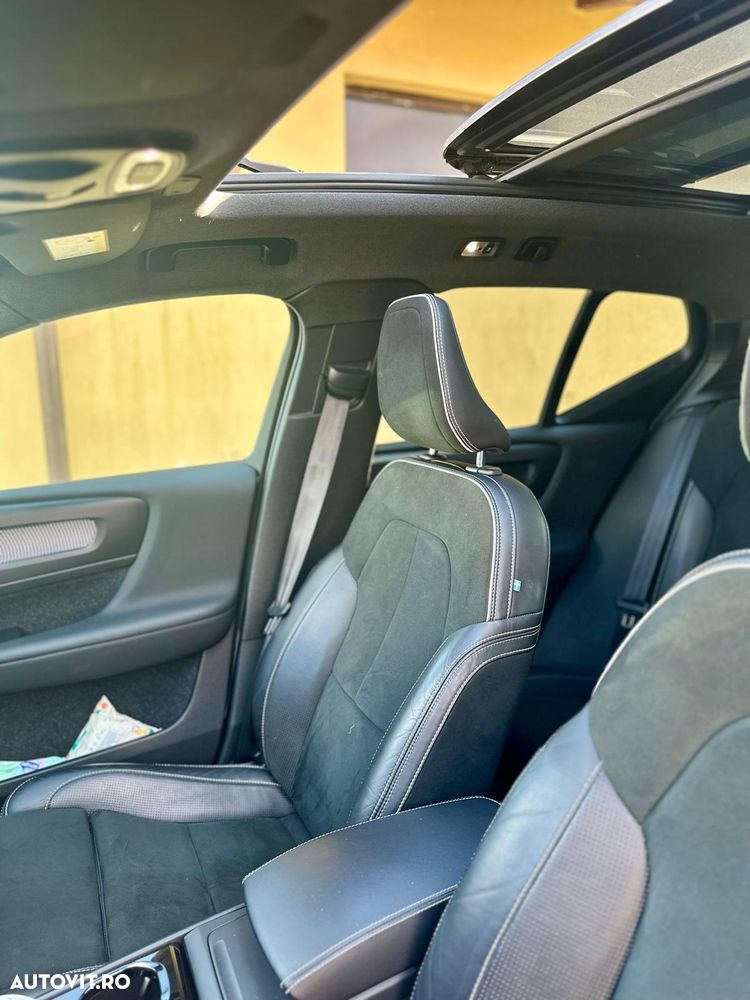 Volvo XC 40 D4 AWD R-Design - 13