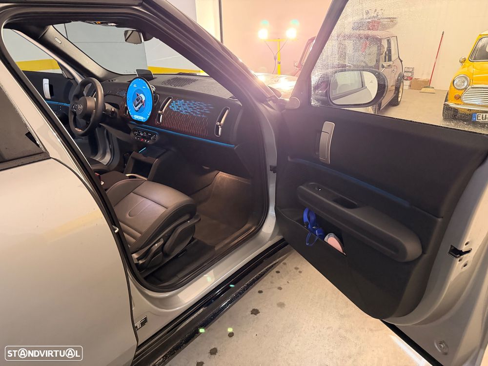 MINI Countryman E JCW L - 16