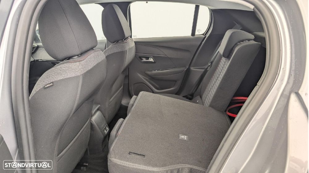 Peugeot e-208 Active - 13