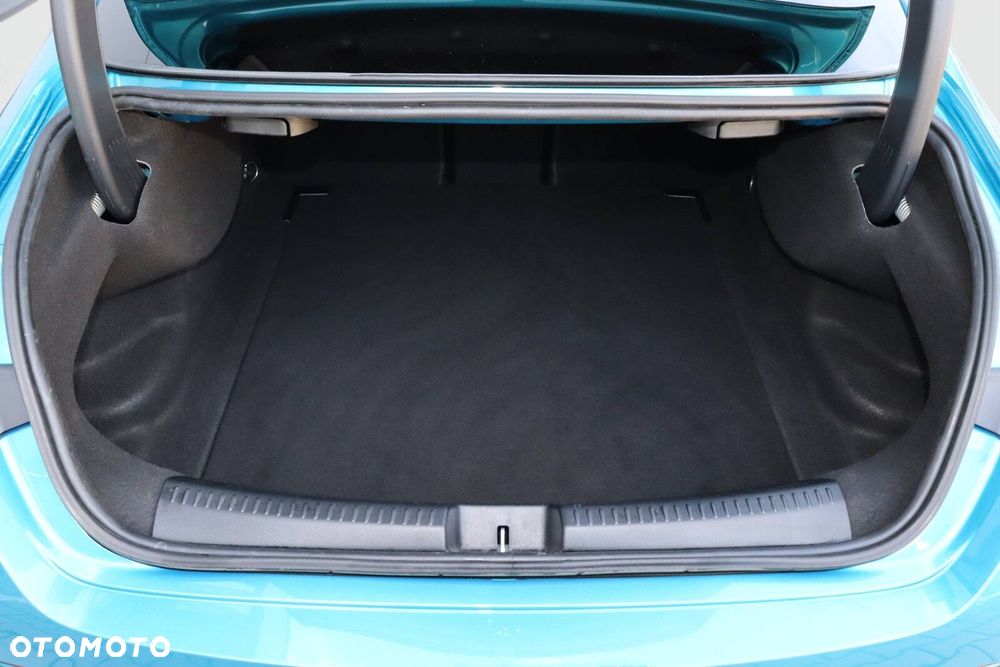 Mercedes-Benz CLA 180 AMG Line 7G-DCT - 17