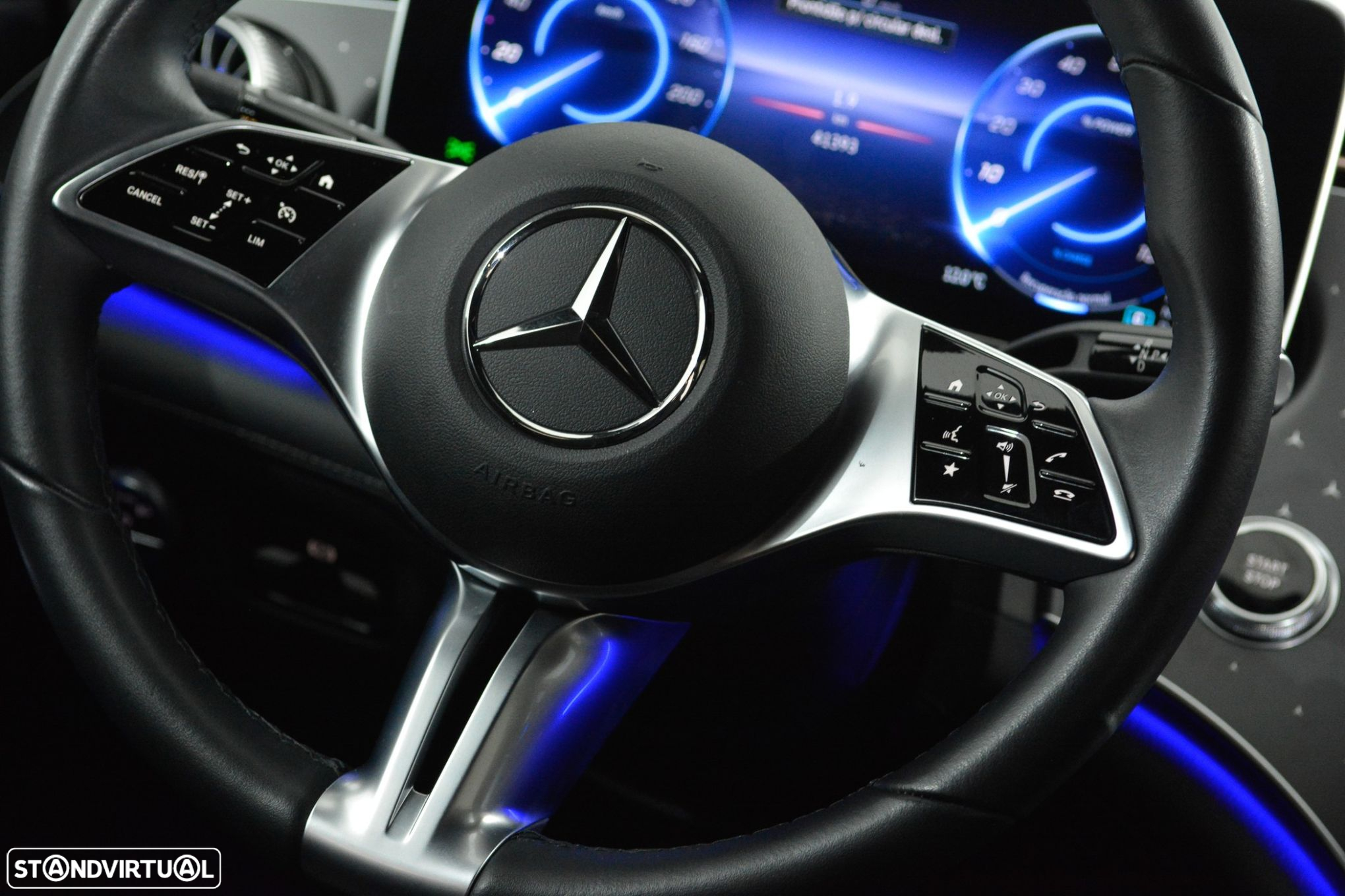 Mercedes-Benz EQE 350 - 25