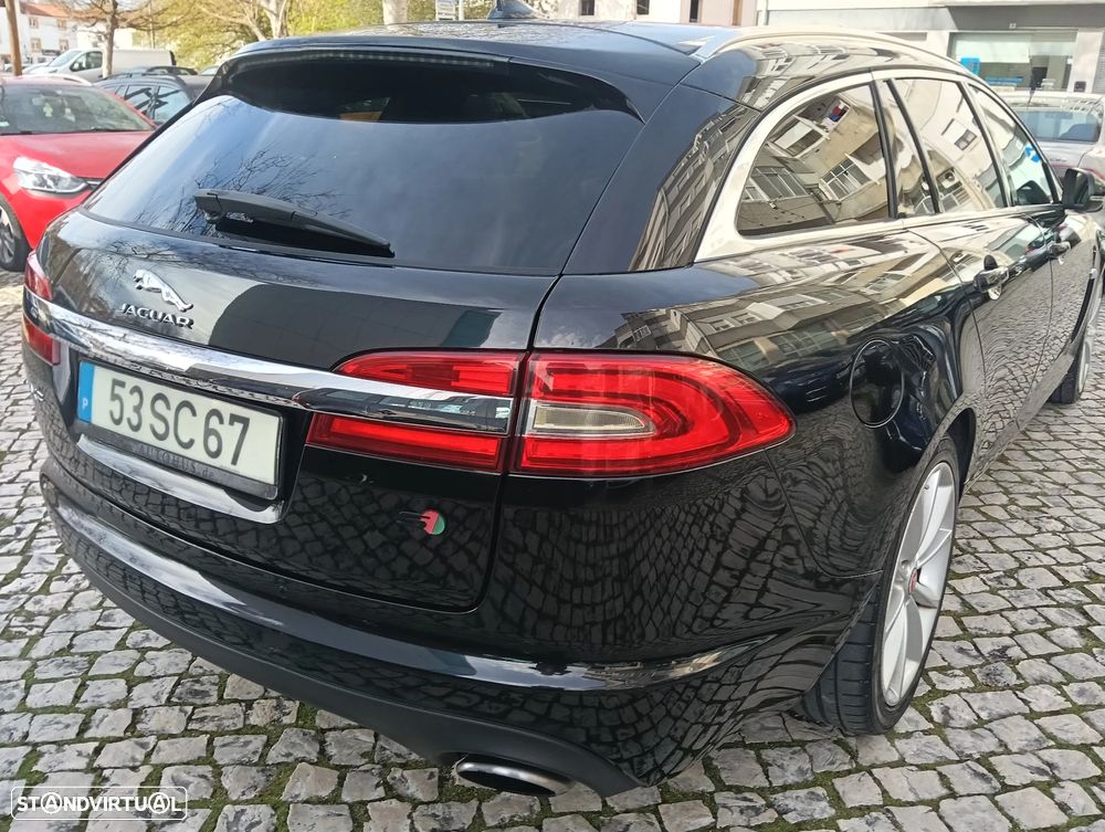 Jaguar XF Sportbrake 2.2 D R-Sport - 32