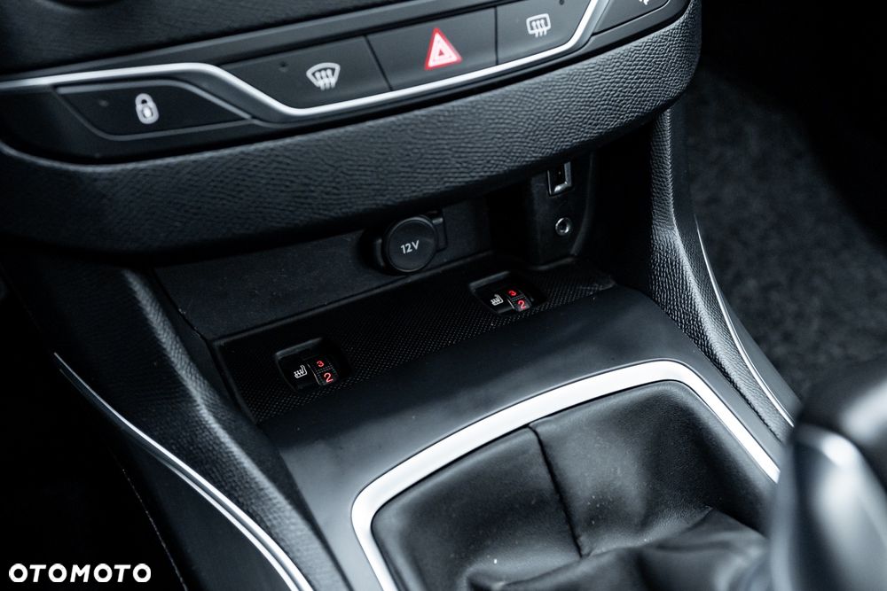 Peugeot 308 BlueHDi 150 Automatik Stop & Start Allure - 33