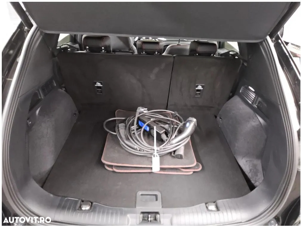 Ford Kuga 2.5 Duratec PHEV ST Line X - 8