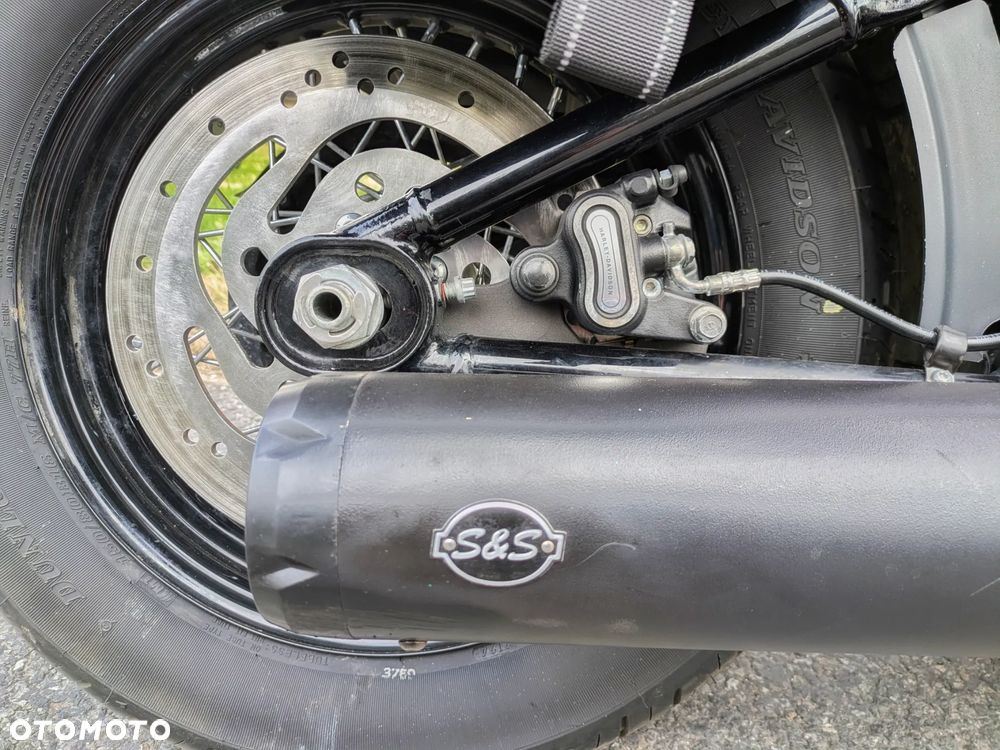 Harley-Davidson Softail Street Bob - 7