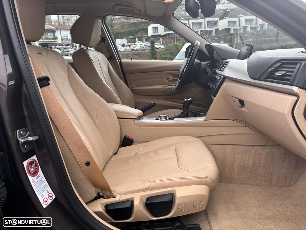 BMW 316 d Line Luxury - 7