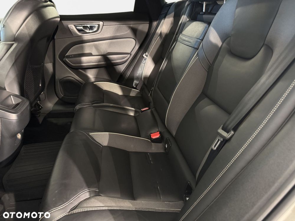 Volvo XC 60 - 26