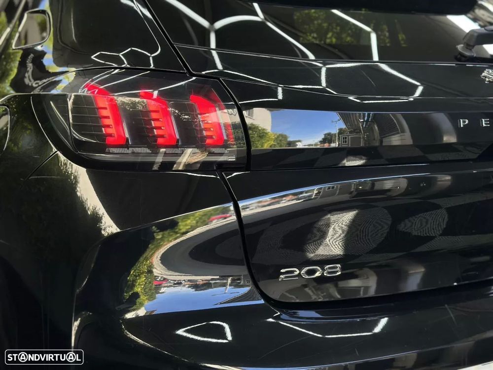 Peugeot 208 1.2 PureTech Allure - 4