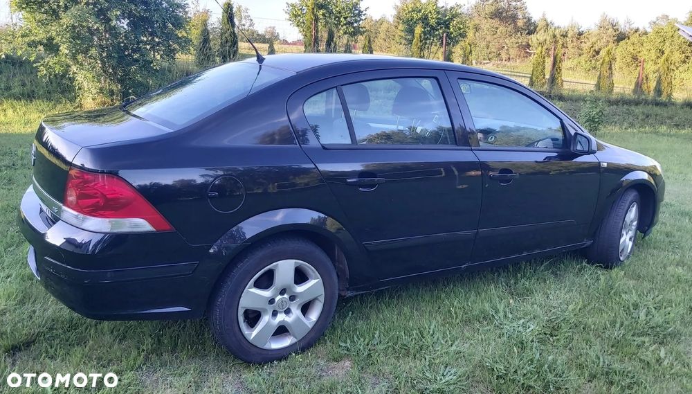 Opel Astra 1.6 Edition - 3