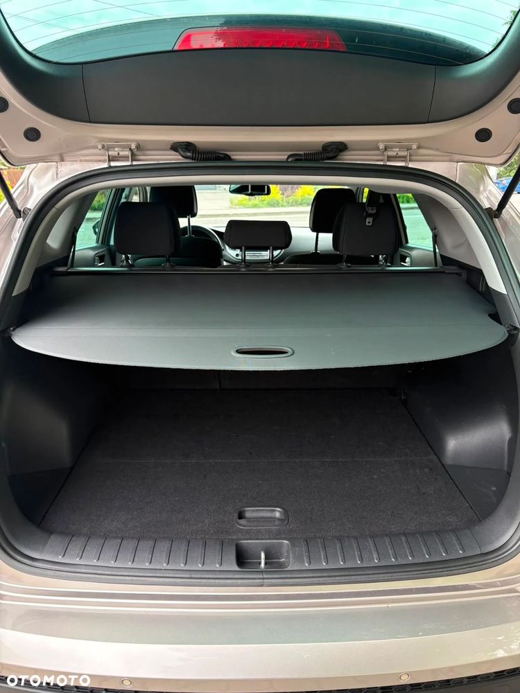 Hyundai Tucson 1.6 GDi Comfort 2WD - 25
