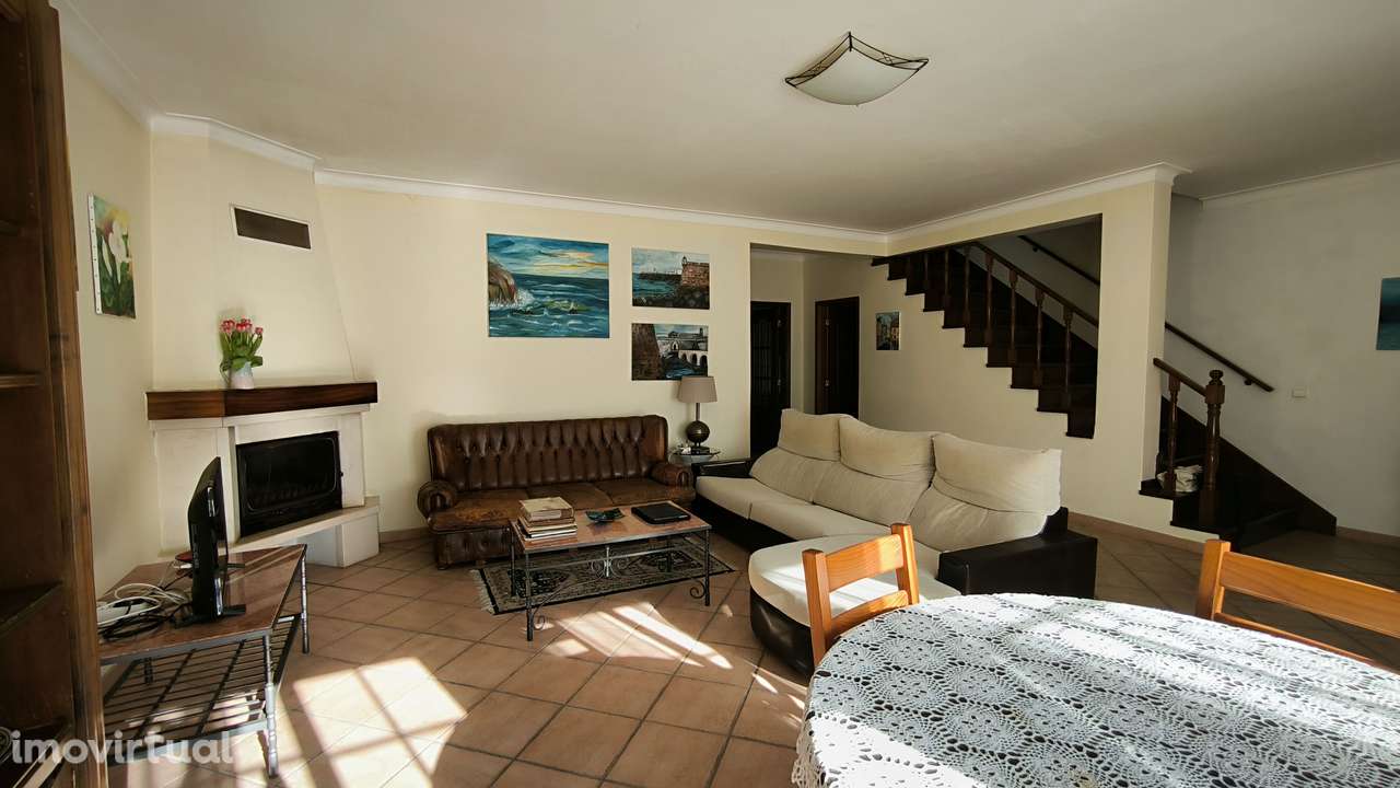 Moradia geminada à venda Urb. Vale João Porco, 11 - Grande imagem: 3/36