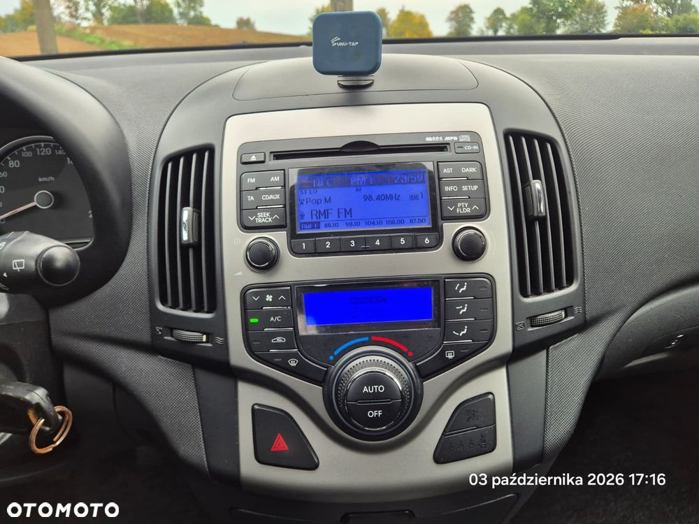 Hyundai i30 1.6 CRDi Base EU5 - 16