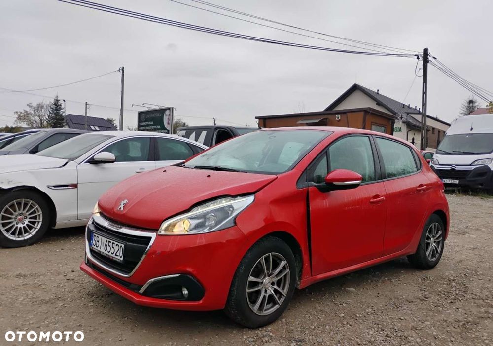 Peugeot 208 - 21