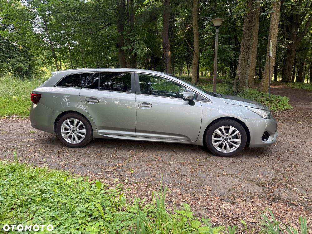 Toyota Avensis Touring Sports 1.8 Edition S+ - 6