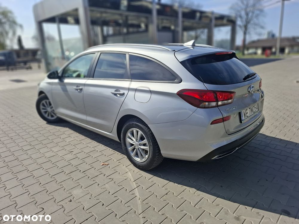 Hyundai i30 1.0 T-GDI Classic + - 10