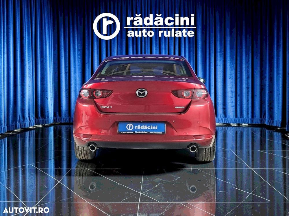Mazda 3 - 8