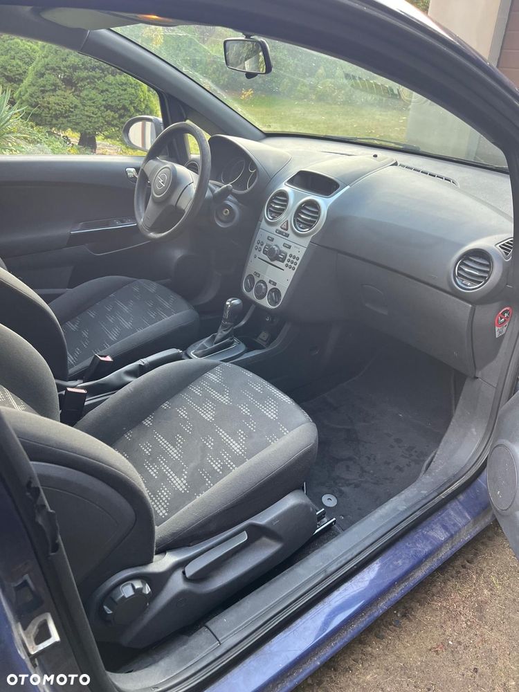 Opel Corsa - 3