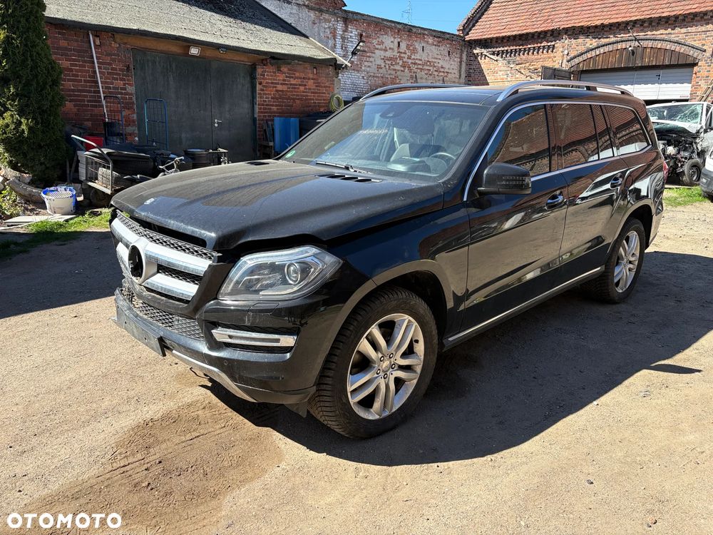 Mercedes-Benz GL - 1
