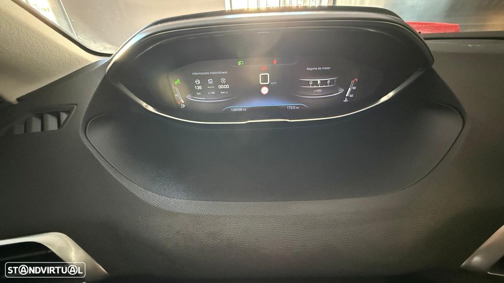 Peugeot 3008 PureTech 130 Stop & Start GPF Crossway - 17