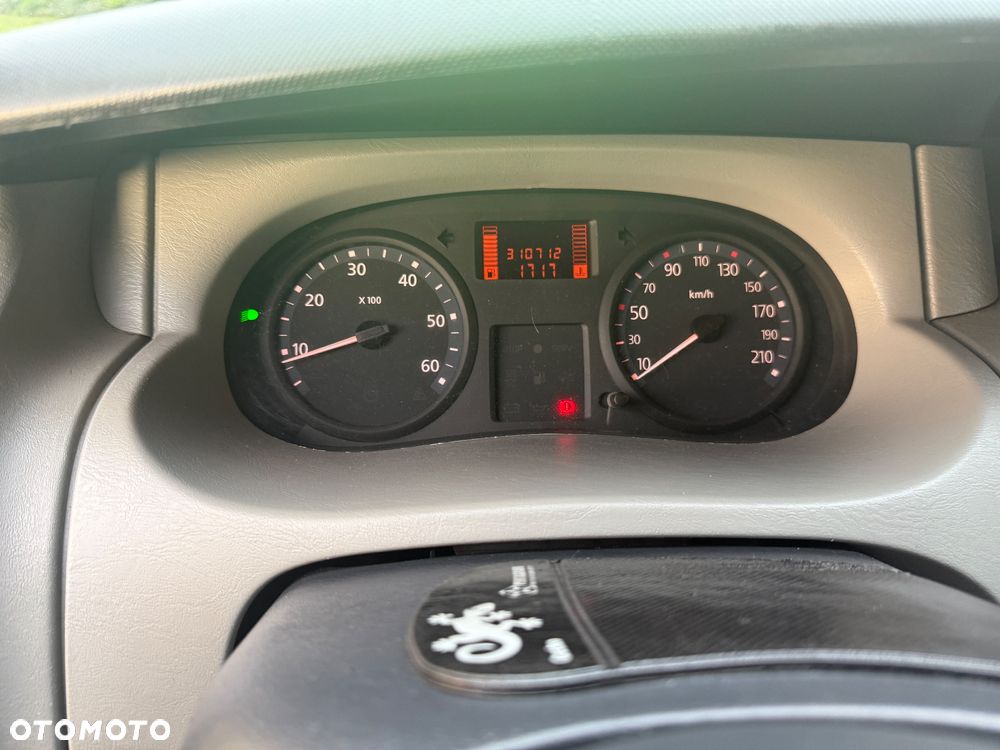 Renault Trafic - 8