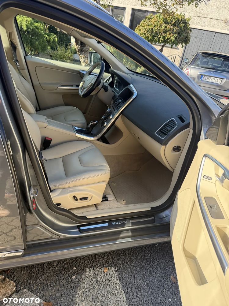 Volvo XC 60 - 5