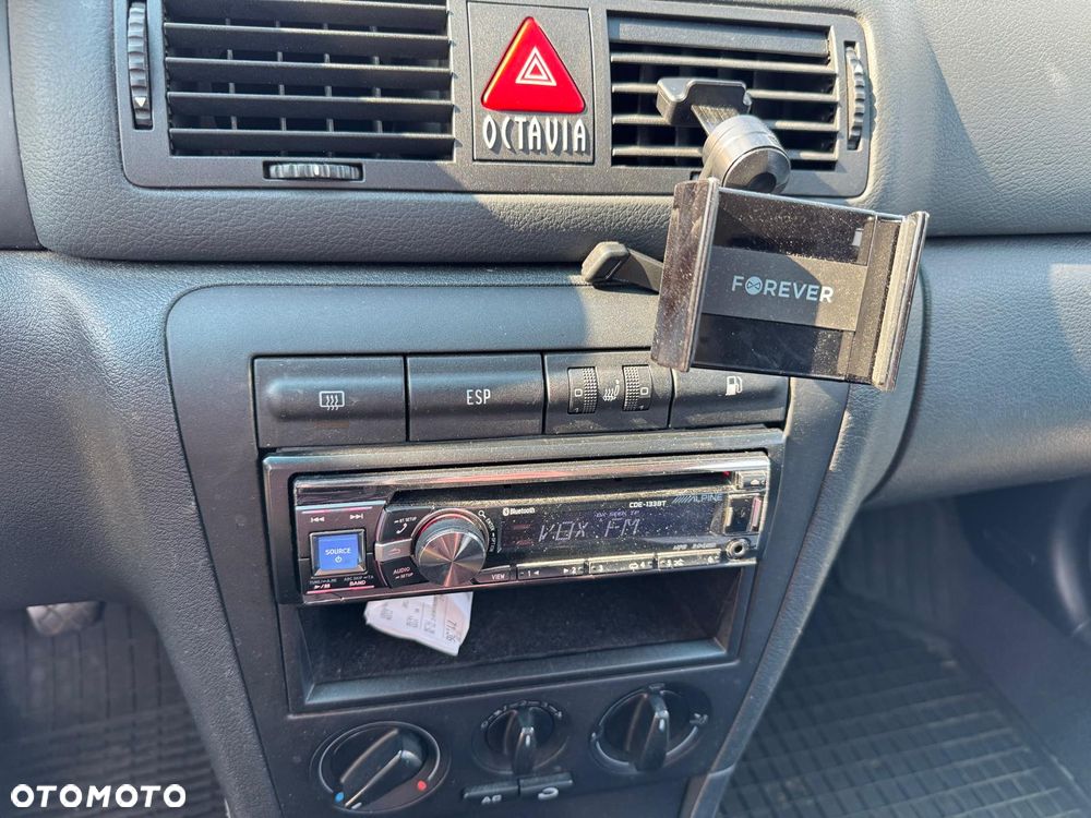 Skoda Octavia 2.0 Ambiente - 19