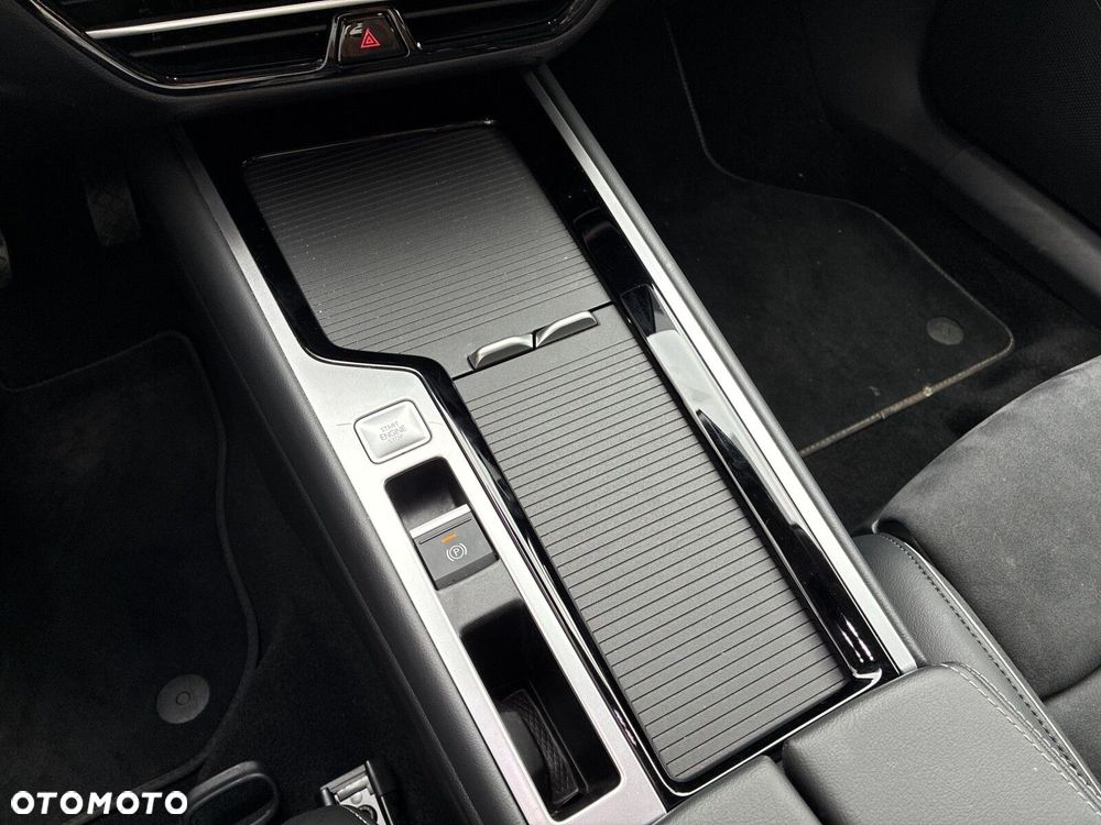 Volkswagen Passat Variant 2.0 TDI EVO Elegance DSG - 31
