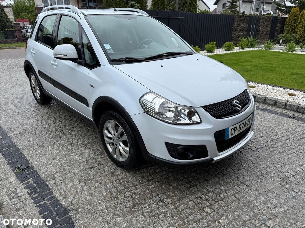 Suzuki SX4 2.0 DDiS 4x4 Comfort - 2