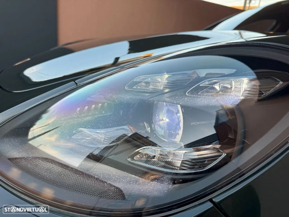 Porsche Panamera Sport Turismo 4 E-Hybrid - 31