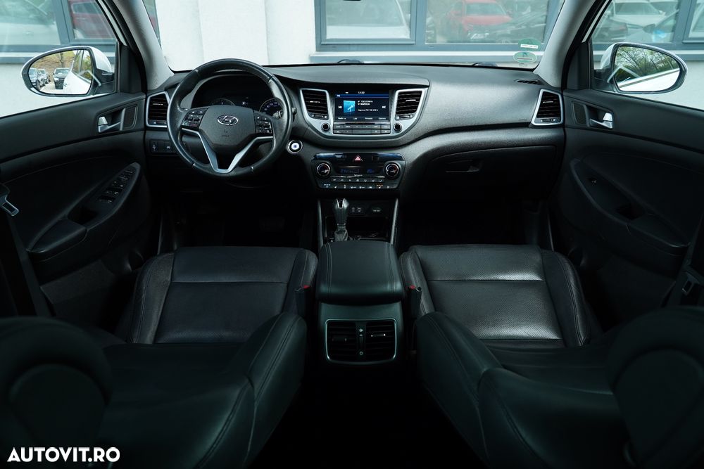 Hyundai Tucson 2.0 CRDI 4WD Automatik Premium - 6