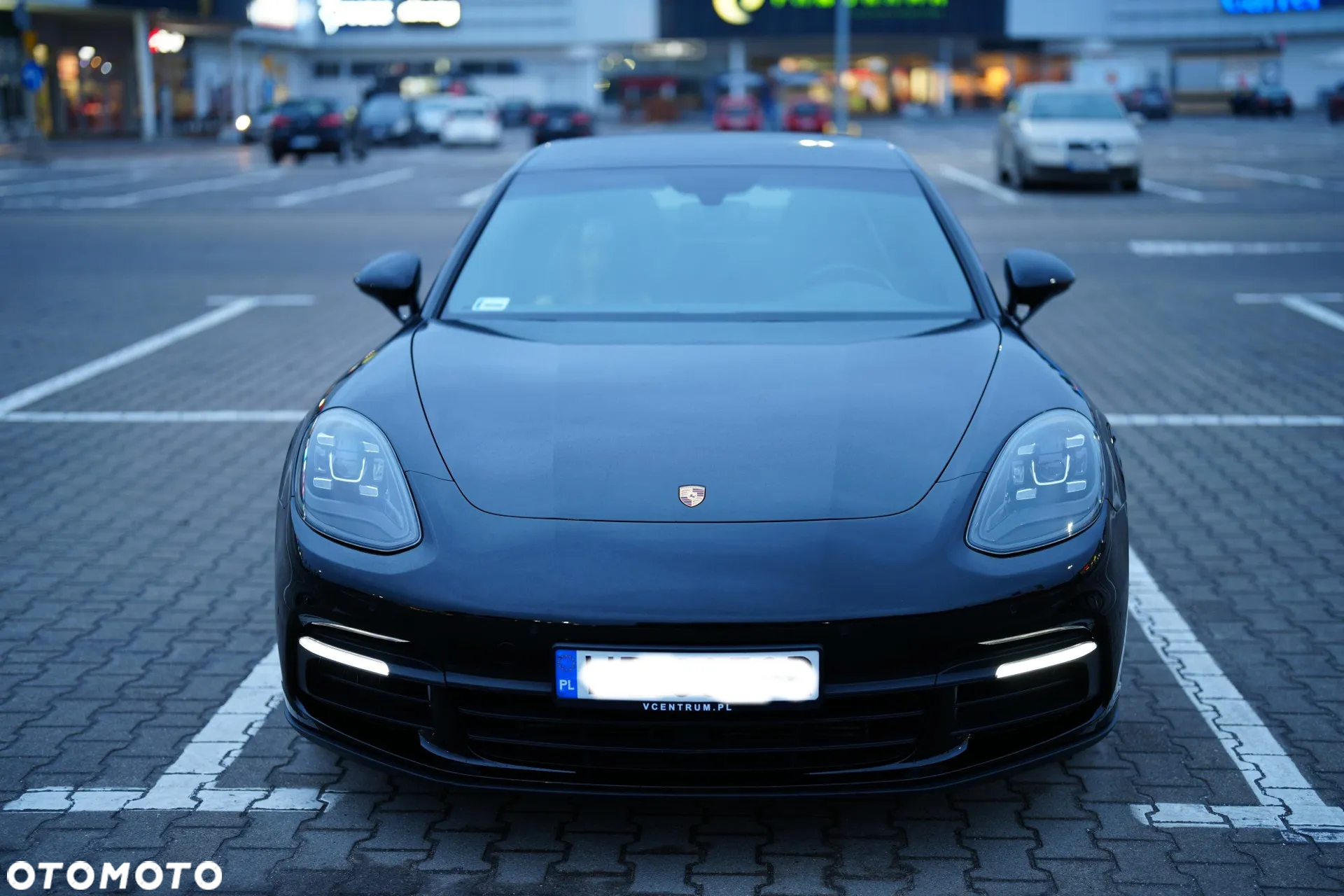 Porsche Panamera Standard - 3
