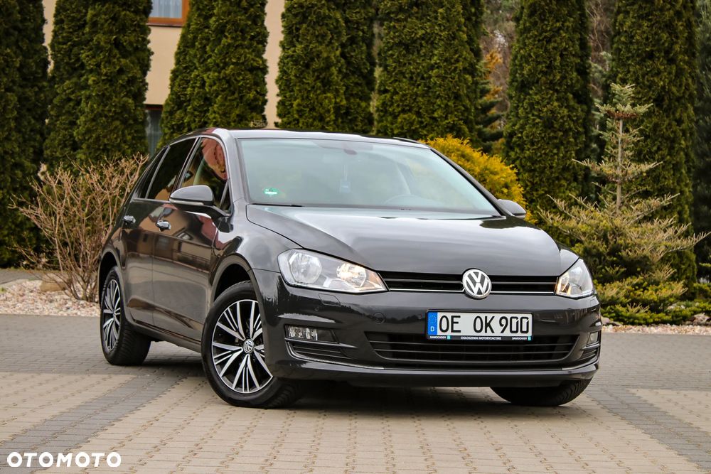 Volkswagen Golf 2.0 TDI BlueMotion Technology Allstar - 12