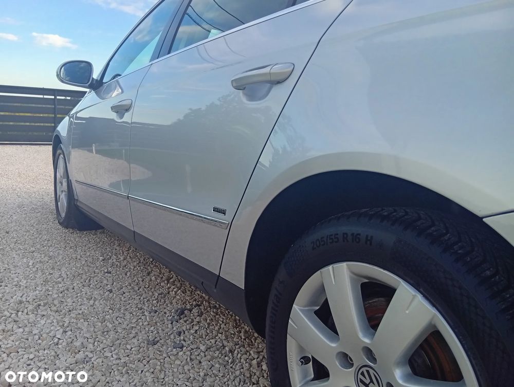 Volkswagen Passat - 10