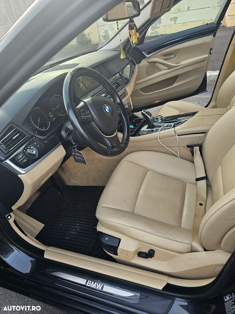 BMW Seria 5 525d xDrive - 20